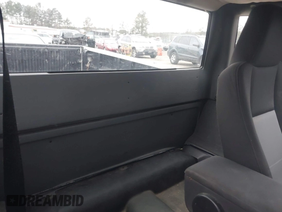 2005 Ford Ranger XL with VIN 1FTZR15E95PA54029, listed as a IAAI auction lot 41417869 with 211,193 mi miles. Bid and sale history available at carsss.com. Image 8.