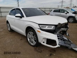 2020 Audi Q5 Premium Plus with VIN WA1BNAFY4L2118889, listed as a Copart auction lot 64427602 with 24,505 mi miles. Bid and sale history available at carsss.com. Image 1.