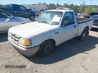 1993 Ford Ranger Splash z VIN 1FTCR10A2PUD05276, wystawiony jako IAAI lot #41839586 z przebiegiem 51 223 mil mil oraz . Historia ofert i sprzedaży dostępna na DreamBid. Obrazek 2.