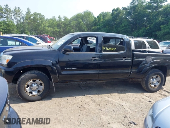 2013 Toyota Tacoma with VIN 3TMMU4FNXDM057020, listed as a IAAI auction lot 42560987 with 177,333 mi miles and . Bid and sale history available at DreamBid. Image 14.