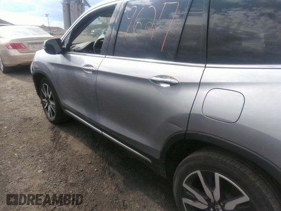 2022 Honda Pilot Touring 7-Passenger with VIN 5FNYF6H60NB013465, listed as a IAAI auction lot 40139627 with 78,161 mi miles. Bid and sale history available at carsss.com. Image 20.