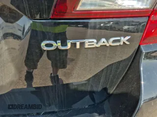 2018 Subaru Outback Premium z VIN 4S4BSAFC6J3328092, wystawiony jako IAAI lot #42566461 z przebiegiem 63 226 mil mil oraz . Historia ofert i sprzedaży dostępna na DreamBid. Obrazek 5.