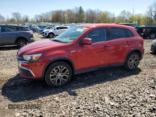 2019 Mitsubishi Outlander ES z VIN JA4AP3AU8KU016990, wystawiony jako Copart lot #52346335 z przebiegiem 69 898 mil mil oraz Czysty tytuł • Clean title. Historia ofert i sprzedaży dostępna na DreamBid. Obrazek 1.