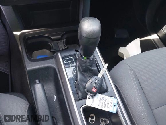 2020 Toyota Tacoma SR5 with VIN 3TMBZ5DN7LM025500, listed as a IAAI auction lot 42651731 with 54,879 mi miles and . Bid and sale history available at DreamBid. Image 11.