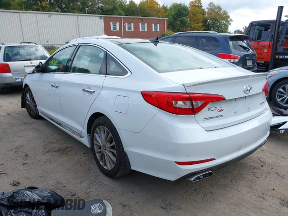 2015 Hyundai Sonata 2.4L Sport with VIN 5NPE34AFXFH085500, listed as a IAAI auction lot 40478188 with 147,320 mi miles. Bid and sale history available at carsss.com. Image 3.