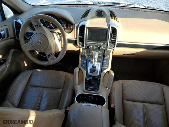 2014 Porsche Cayenne with VIN WP1AA2A29ELA02976, listed as a Copart auction lot 88319465 with 140,755 mi miles and Clean Title. Bid and sale history available at carsss.com. Image 8.
