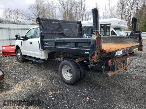 2022 Ford F-350 with VIN 1FD8X3HN7NEC74253, listed as a Copart auction lot 48865955 with Not provided miles and Salvage title. Bid and sale history available at DreamBid. Image 2.