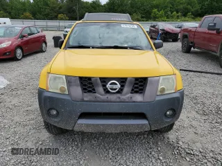 2005 Nissan Xterra SE z VIN 5N1AN08WX5C620712, wystawiony jako Copart lot #57815735 z przebiegiem 203 340 mil mil oraz Szkoda całkowita • Salvage title. Historia ofert i sprzedaży dostępna na DreamBid. Obrazek 5.