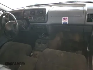 2000 Nissan Frontier XE with VIN 1N6DD26S3YC333326, listed as a Copart auction lot 62520385 with Not provided miles and Clean title. Bid and sale history available at DreamBid. Image 8.