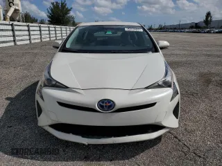 2017 Toyota Prius Two z VIN JTDKARFU6H3030019, wystawiony jako Copart lot #54850235 z przebiegiem 200 292 mil mil oraz Czysty tytuł • Clean title. Historia ofert i sprzedaży dostępna na DreamBid. Obrazek 5.