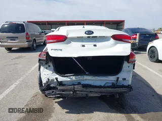 2018 Kia Forte LX with VIN 3KPFK4A77JE245278, listed as a IAAI auction lot 41797240 with 90,640 mi miles. Bid and sale history available at carsss.com. Image 17.