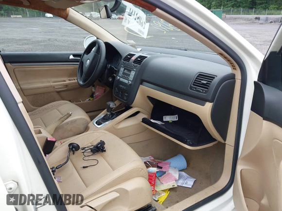 2007 Volkswagen Jetta Wolfsburg Edition with VIN 3VWEF71K37M190720, listed as a IAAI auction lot 42435092 with Not provided miles and . Bid and sale history available at DreamBid. Image 5.