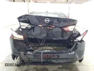 2025 Nissan Altima SR with VIN 1N4BL4CV0SN310045, listed as a Copart auction lot 55051075 with 12,925 mi miles and Clean Title. Bid and sale history available at DreamBid. Image 6.