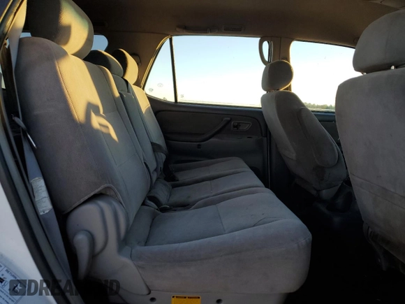 2003 Toyota Sequoia SR5 with VIN 5TDZT34A03S142885, listed as a Copart auction lot 81837774 with 194,352 mi miles and Salvage Title. Bid and sale history available at DreamBid. Image 11.