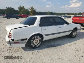 1995 Oldsmobile Cutlass Ciera SL z VIN 1G3AJ55M4S6330007, wystawiony jako Copart lot #72716844 z przebiegiem 155 400 mil mil oraz Szkody całkowita. Historia ofert i sprzedaży dostępna na DreamBid. Obrazek 3.
