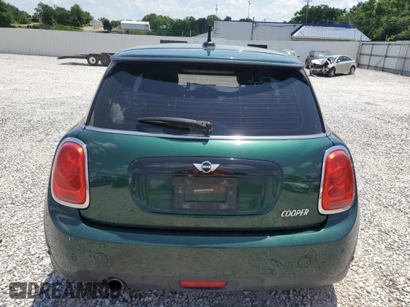 2018 MINI Hardtop Cooper with VIN WMWXP5C52J2G62425, listed as a Copart auction lot 62100435 with 163,698 mi miles and Clean title. Bid and sale history available at DreamBid. Image 6.
