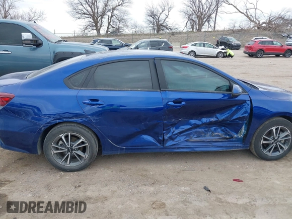 2023 Kia Forte LXS with VIN 3KPF24ADXPE573180, listed as a IAAI auction lot 41877160 with 34,876 mi miles. Bid and sale history available at carsss.com. Image 6.