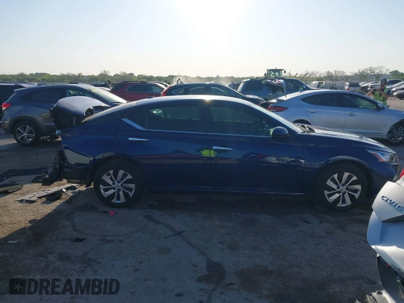 2020 Nissan Altima S z VIN 1N4BL4BV7LC156965, wystawiony jako IAAI lot #42027902 z przebiegiem 93 769 mil mil oraz . Historia ofert i sprzedaży dostępna na DreamBid. Obrazek 13.