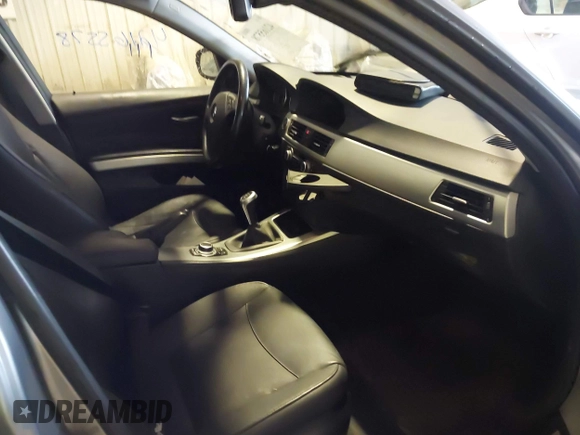 2011 BMW 3 Series 328i xDrive with VIN WBAPK5C53BA810858, listed as a IAAI auction lot 42165578 with 37,966 mi miles and . Bid and sale history available at carsss.com. Image 5.