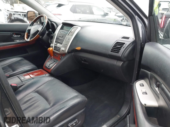 2005 Lexus RX 330 with VIN JTJHA31U150080187, listed as a IAAI auction lot 42065840 with 220,903 mi miles. Bid and sale history available at carsss.com. Image 5.
