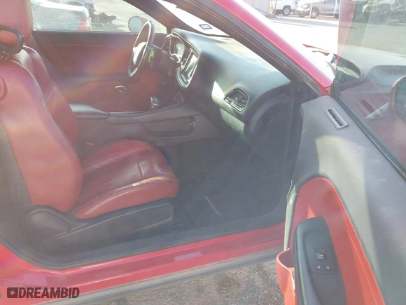 2015 Dodge Challenger SXT Plus with VIN 2C3CDZBG7FH758894, listed as a IAAI auction lot 41746046 with 141,370 mi miles. Bid and sale history available at carsss.com. Image 5.