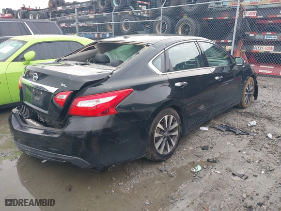 2016 Nissan Altima 2.5 SL with VIN 1N4AL3AP9GC211382, listed as a IAAI auction lot 40822233 with 154,789 mi miles. Bid and sale history available at carsss.com. Image 4.