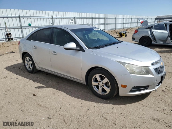 2014 Chevrolet Cruze 1LT with VIN 1G1PC5SB5E7102063, listed as a Copart auction lot 53755305 with 160,165 mi miles and Clean Title. Bid and sale history available at carsss.com. Image 4.