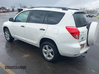2006 Toyota RAV4 with VIN JTMBK35V165008855, listed as a IAAI auction lot 41507050 with 251,431 mi miles. Bid and sale history available at carsss.com. Image 3.
