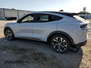2023 Ford Mustang Mach-E Premium z VIN 3FMTK3RM2PMA31574, wystawiony jako Copart lot #52451445 z przebiegiem Nie podano mil oraz Szkoda całkowita • Salvage title. Historia ofert i sprzedaży dostępna na DreamBid. Obrazek 2.
