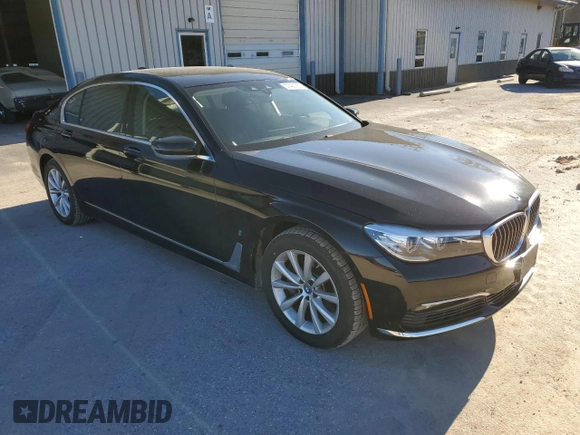 2017 BMW 7 Series 740e xDrive iPerformance with VIN WBA7J2C32HG497940, listed as a Copart auction lot 37401353 with 24,508 mi miles. Bid and sale history available at carsss.com. Image 4.