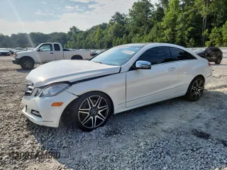 2013 Mercedes-Benz E 350 with VIN WDDKJ8JB9DF188241, listed as a Copart auction lot 63583355 with 173,571 mi miles and Salvage title. Bid and sale history available at DreamBid. Image 1.