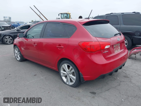 2013 Kia Forte SX с VIN KNAFW5A36D5658880, выставлен на аукционе IAAI как лот 42432259 с пробегом 176 721 миль миль и . История ставок и продаж доступна на DreamBid. Изображение 3.