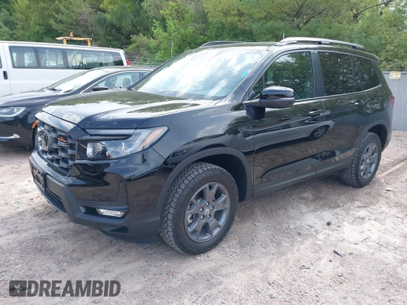 2025 Honda Passport TrailSport с VIN 5FNYF8H65SB006177, выставлен на аукционе IAAI как лот 42273695 с пробегом 1 989 миль миль и . История ставок и продаж доступна на DreamBid. Изображение 17.