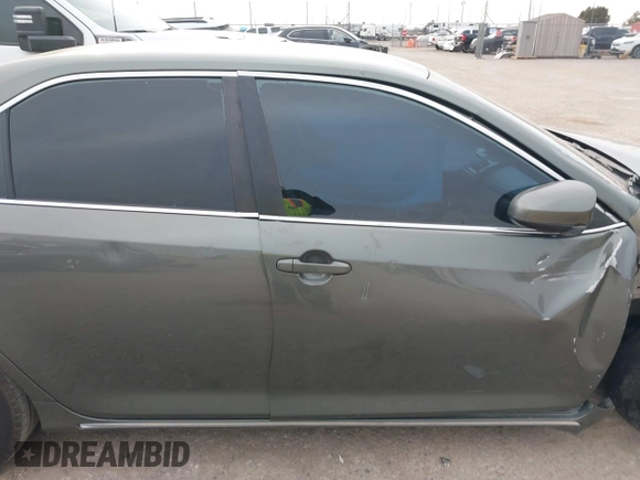 2013 Toyota Camry L with VIN 4T4BF1FK0DR290861, listed as a IAAI auction lot 41592721 with 100,499 mi miles. Bid and sale history available at carsss.com. Image 13.