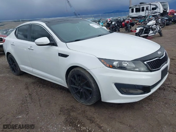 2013 Kia Optima SX w/Limited Pkg with VIN 5XXGR4A62DG249628, listed as a IAAI auction lot 41899068 with 125,947 mi miles. Bid and sale history available at carsss.com. Image 1.
