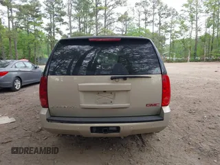 2008 GMC Yukon XL SLT 4SB with VIN 1GKFC16J28R107117, listed as a IAAI auction lot 42094539 with 197,311 mi miles and . Bid and sale history available at carsss.com. Image 16.