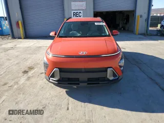 2024 Hyundai Kona SEL with VIN KM8HCCABXRU083319, listed as a Copart auction lot 49409135 with 14,085 mi miles and Salvage Title. Bid and sale history available at carsss.com. Image 5.