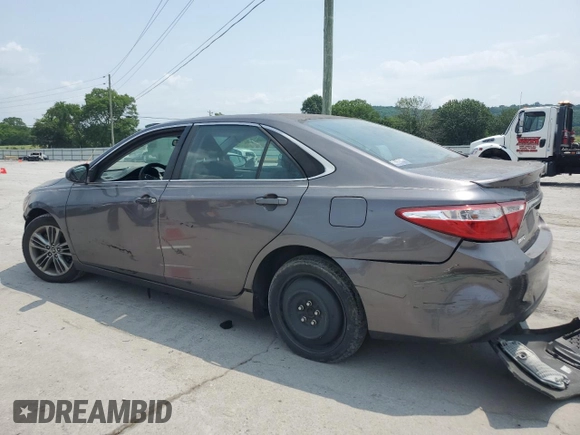 2015 Toyota Camry XLE z VIN 4T1BF1FK4FU039015, wystawiony jako Copart lot #59293295 z przebiegiem 130 335 mil mil oraz Szkoda całkowita • Salvage title. Historia ofert i sprzedaży dostępna na DreamBid. Obrazek 2.