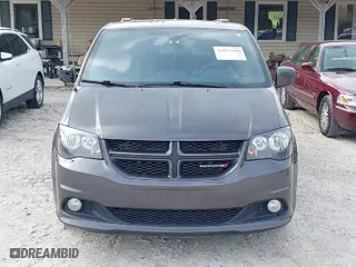 2018 Dodge Grand Caravan GT with VIN 2C4RDGEG8JR301746, listed as a IAAI auction lot 41953088 with 108,740 mi miles. Bid and sale history available at carsss.com. Image 12.