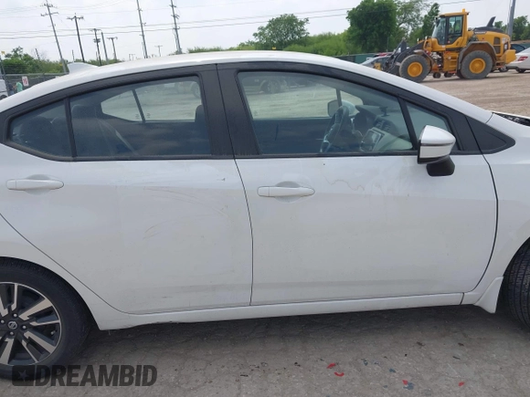 2021 Nissan Versa SV with VIN 3N1CN8EV6ML859896, listed as a IAAI auction lot 42061688 with 92,090 mi miles. Bid and sale history available at carsss.com. Image 14.