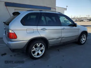 2000 BMW X5 4.4i with VIN WBAFB3355YLH05741, listed as a Copart auction lot 79973414 with 138,936 mi miles and Clean Title. Bid and sale history available at carsss.com. Image 3.