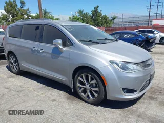 2020 Chrysler Pacifica Limited с VIN 2C4RC1GG1LR184429, выставлен на аукционе IAAI как лот 42701918 с пробегом 73 638 миль миль и . История ставок и продаж доступна на DreamBid. Изображение 1.