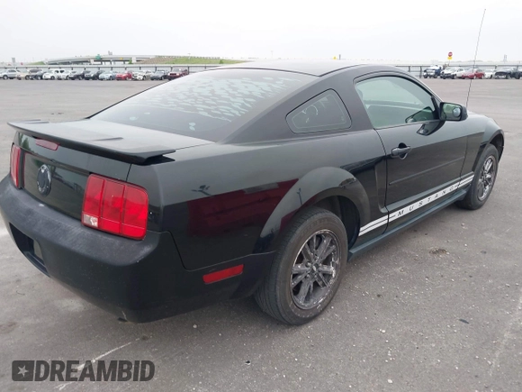 2008 Ford Mustang Deluxe with VIN 1ZVHT80N785208683, listed as a IAAI auction lot 42120817 with 144,300 mi miles. Bid and sale history available at carsss.com. Image 4.