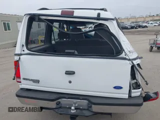 1992 Ford Explorer XL z VIN 1FMDU32X3NUD22144, wystawiony jako IAAI lot #42355356 z przebiegiem 107 047 mil mil oraz . Historia ofert i sprzedaży dostępna na DreamBid. Obrazek 15.