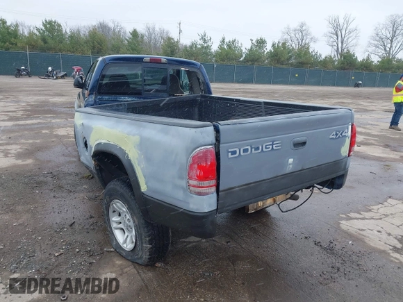 2001 Dodge Dakota Sport with VIN 1B7GG22N81S220121, listed as a IAAI auction lot 41907923 with Not Provided miles and . Bid and sale history available at carsss.com. Image 3.