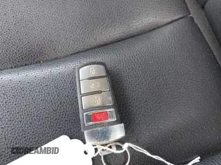 2009 Volkswagen Passat z VIN WVWXK73C69E027467, wystawiony jako IAAI lot #42277275 z przebiegiem 145 956 mil mil oraz . Historia ofert i sprzedaży dostępna na DreamBid. Obrazek 11.