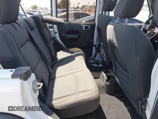 2018 Jeep Wrangler Unlimited Sport S z VIN 1C4HJXDG6JW210973, wystawiony jako IAAI lot #42154094 z przebiegiem 116 620 mil mil oraz . Historia ofert i sprzedaży dostępna na DreamBid. Obrazek 8.