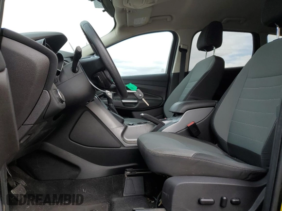 2016 Ford Escape SE with VIN 1FMCU0G92GUB00914, listed as a Copart auction lot 82452844 with 146,948 mi miles and Non Repairable. Bid and sale history available at carsss.com. Image 7.