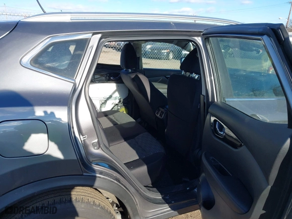 2022 Nissan Rogue Sport SV with VIN JN1BJ1BW2NW481986, listed as a IAAI auction lot 41337460 with 47,718 mi miles. Bid and sale history available at carsss.com. Image 8.