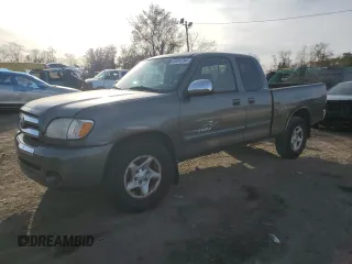 2003 Toyota Tundra SR5 with VIN 5TBBN44133S433911, listed as a Copart auction lot 80874784 with 209,267 mi miles and Clean Title. Bid and sale history available at carsss.com. Image 1.